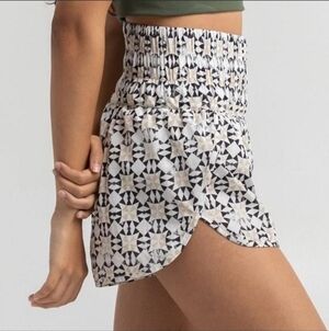 FP Movement The Way Home Shorts Size Small Like New